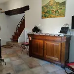 Pensionat Les Du Mas Peu Del Causse 4*
