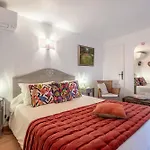 Les Du Mas Peu Del Causse Maison d'hôtes